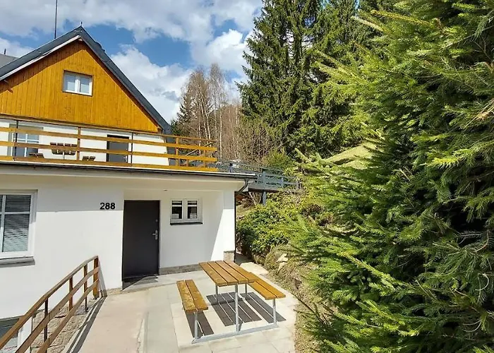 Apartament 288 *